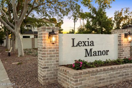 Lexia Manor by Richter Homes in Phoenix - photo