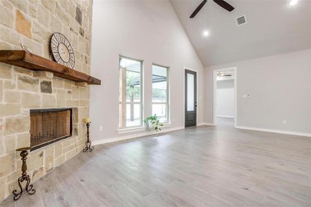 New construction Single-Family house 3908 Chenault Street, Fort Worth, TX 76111 - photo 15 15