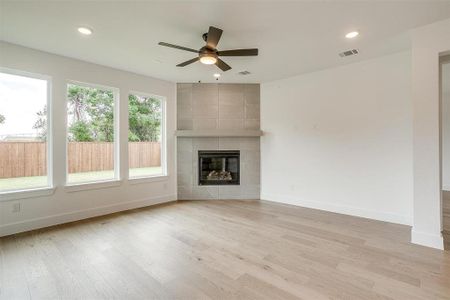 New construction Single-Family house 125 Paxton Circle, Arlington, TX 76013 Canton - photo 20 20