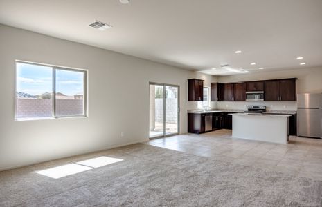 New construction Single-Family house 25173 West Chanute Pass, Buckeye, AZ 85326 - photo 7 7