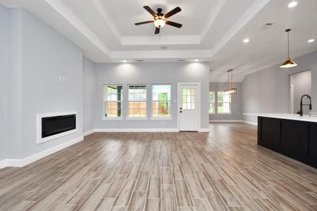 New construction Single-Family house 221 Wood Haven Drive, West Columbia, TX 77486 - photo 6 6