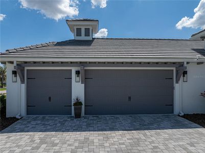 New construction Single-Family house 13811 Carryback Drive, Dade City, FL 33525 - photo 9 9