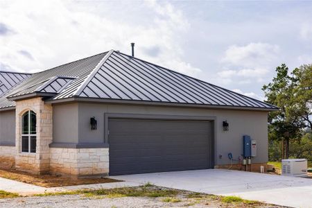 New construction Single-Family house 23601 Old Ferry Road, Unit 22, Spicewood, TX 78669 - photo 5 5