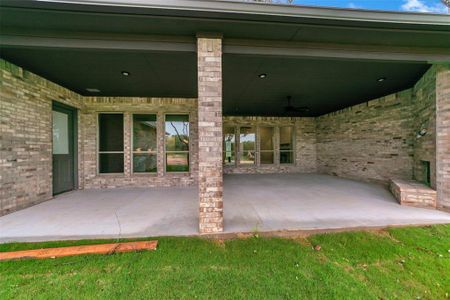 New construction Single-Family house 109 Silver Saddle, Weatherford, TX 76087 - photo 2 2