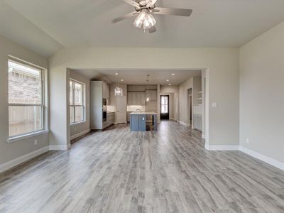 New construction Single-Family house 1220 Big Sky Drive, Weatherford, TX 76086 - photo 5 5