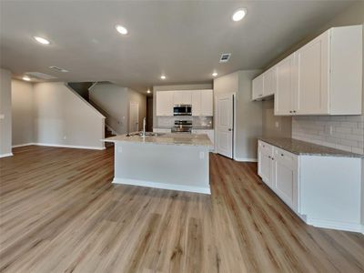 New construction Single-Family house 828 Brookside Drive, Springtown, TX 76082 - photo 3 3