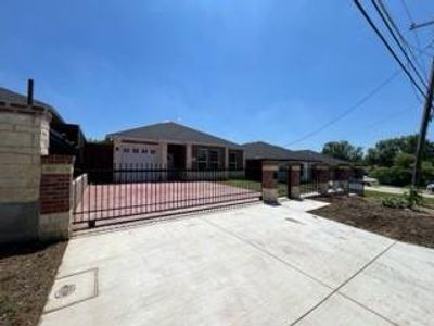 New construction Single-Family house 408 N Bagley, Dallas, TX 75211 - photo 14 14
