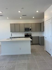 New construction Single-Family house 25275 W Huntington Drive, Buckeye, AZ 85326 - photo 6 6