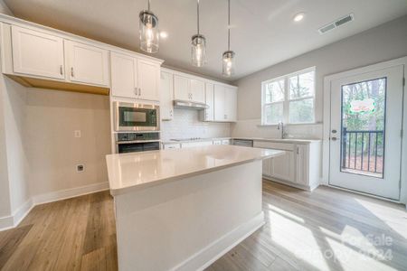 New construction Townhouse house 1612 Levy Way, Charlotte, NC 28205 Rockwell- photo 6 6