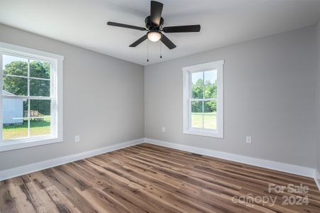 New construction Single-Family house 283 North Brook Iii School Road, Unit 16, Stanley, NC 28164 - photo 19 19