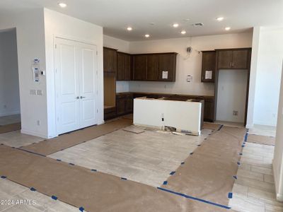 New construction Single-Family house 31550 N Hayweather Lane, San Tan Valley, AZ 85143 - photo 2 2