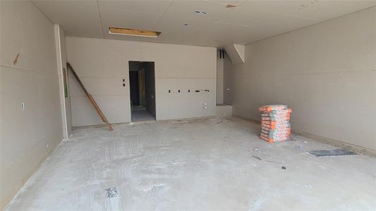 New construction Single-Family house 919 Pinyon Pine Pass, Hutto, TX 78634 Livingston- photo 32 32