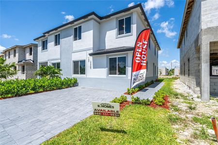 New construction Townhouse house 22574 Sw 125 Ave, Unit B, Miami, FL 33170 - photo 0