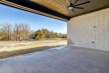 New construction Single-Family house 1028 Gatlin Circle, Springtown, TX 76082 - photo 38 38