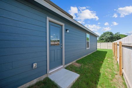 New construction Single-Family house 623 Soapstone Pass, San Marcos, TX 78666 - photo 15 15