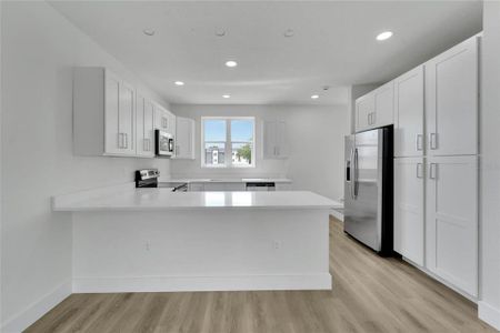 New construction Townhouse house 8721 Sap Creek Place, Tampa, FL 33614 - photo 2 2