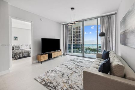 New construction Condo/Apt house 17550 Collins Ave, Unit 703, Sunny Isles Beach, FL 33160 - photo 3 3