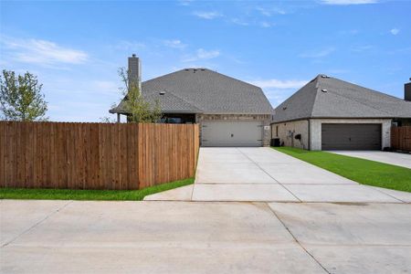 New construction Single-Family house 3213 Redden Lane, Midlothian, TX 76065 Concept 2571- photo 22 22