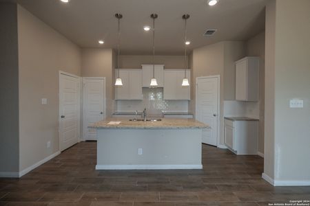 New construction Single-Family house 112 Reno Trail, Floresville, TX 78114 Kingsley- photo 0 0