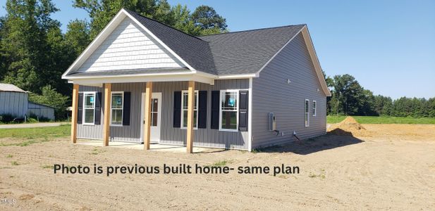 New construction Single-Family house 1127 Micro Road W, Selma, NC 27576 - photo 0 0