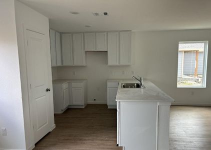 New construction Single-Family house 241 Houston Avenue, Angleton, TX 77515 Whitetail- photo 6 6