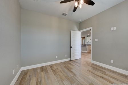 New construction Single-Family house 114 Wild Persimmon Trail, Marion, TX 78124 - photo 10 10