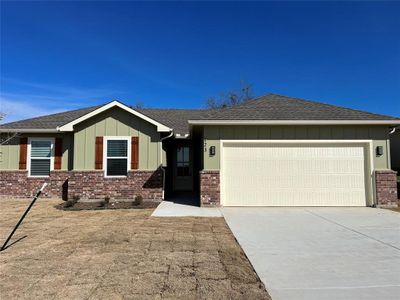New construction Single-Family house 123 Wells Street, Cleburne, TX 76033 - photo 16 16