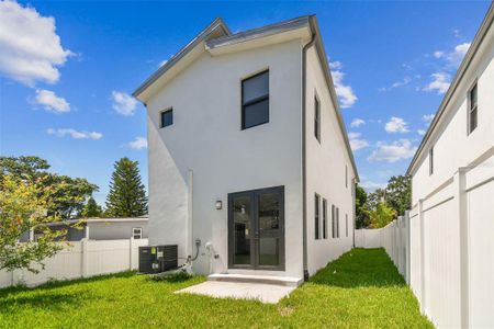 New construction Single-Family house 3638 W Palmetto Drive, Tampa, FL 33607 - photo 50 50