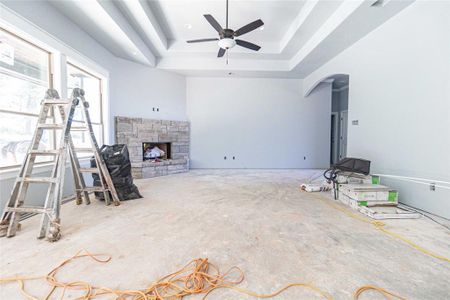 New construction Single-Family house 3924 Seminole Trail, Granbury, TX 76048 - photo 12 12