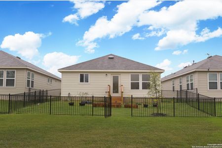 New construction Single-Family house 4810 Cropland Way, San Antonio, TX 78253 Taft Street - photo 25 25