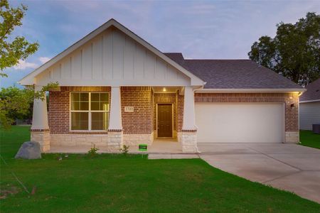 New construction Single-Family house 3709 Washington Street, Greenville, TX 75401 Basswood- photo 0 0