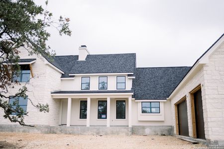 New construction Single-Family house 1220 Decanter Dr, New Braunfels, TX 78132 - photo 0 0