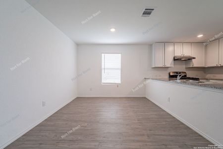 New construction Single-Family house 5339 Devils Ridge, Converse, TX 78109 - photo 5 5