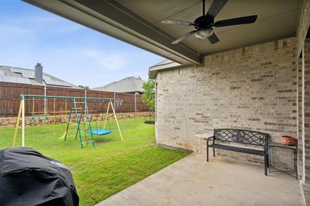 New construction Single-Family house 1409 Lakeview Drive, Pelican Bay, TX 76020 - photo 32 32