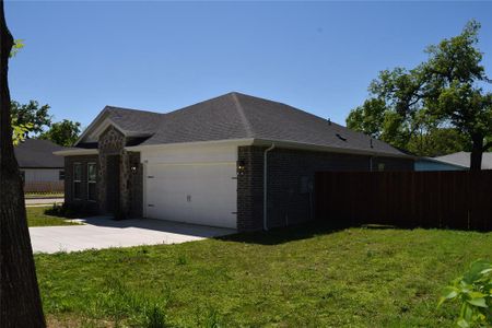 New construction Single-Family house 2528 Wallace Street, Fort Worth, TX 76105 - photo 3 3