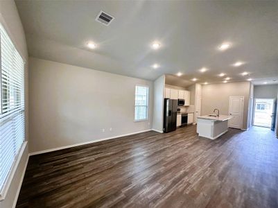 New construction Single-Family house 2216 Cedar Valley Drive, Conroe, TX 77306 - photo 3 3