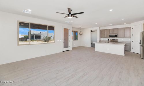 New construction Single-Family house 25524 W Madre Del Oro Drive, Wittmann, AZ 85361 - photo 25 25