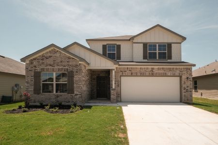 New construction Single-Family house 104 Cheyenne Drive, Floresville, TX 78114 - photo 6 6