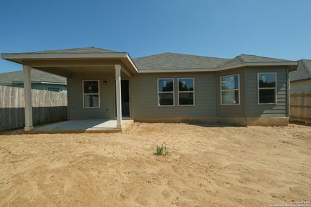 New construction Single-Family house 608 Cypress Arbor, Seguin, TX 78155 Pizarro- photo 7 7