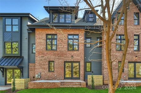 New construction Townhouse house 2045 Thurmond Place, Charlotte, NC 28205 - photo 0 0