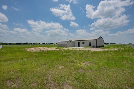 New construction Single-Family house 419 Brazier Road, Ennis, TX 75119 - photo 3 3