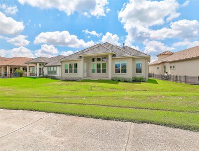 New construction Single-Family house 144 Limestone Dr, Georgetown, TX 78628 Custom- photo 31 31