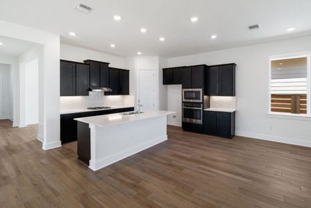 New construction Single-Family house 148 Adelton Boulevard, Bastrop, TX 78602 - photo 10 10