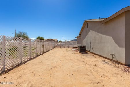 New construction Single-Family house 620 W Douglas Avenue, Florence, AZ 85132 - photo 31 31