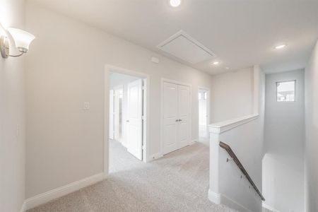 New construction Townhouse house 9701 Thorncrown Lane, Fort Worth, TX 76179 - photo 23 23