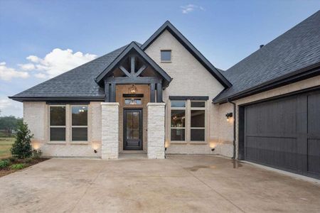 New construction Single-Family house 7604 Cranford Court, Arlington, TX 76001 - photo 0 0