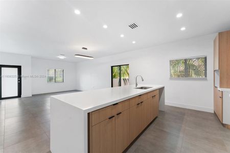 New construction Single-Family house 233 Nw 120Th St, Miami, FL 33168 - photo 4 4