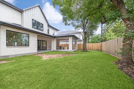 New construction Single-Family house 3114 Newcastle Drive, Houston, TX 77027 - photo 37 37