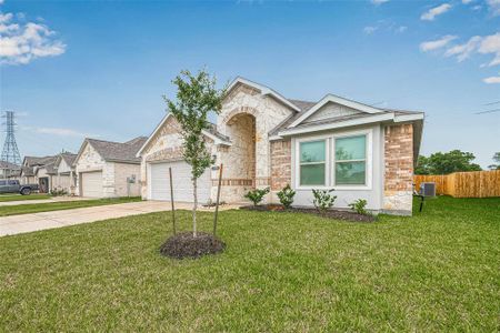 New construction Single-Family house 403 Kendall Crest Drive, Alvin, TX 77511 Avery- photo 0 0