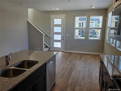 New construction Townhouse house 9628 Browns Peak Circle, Littleton, CO 80125 Foothills- photo 4 4